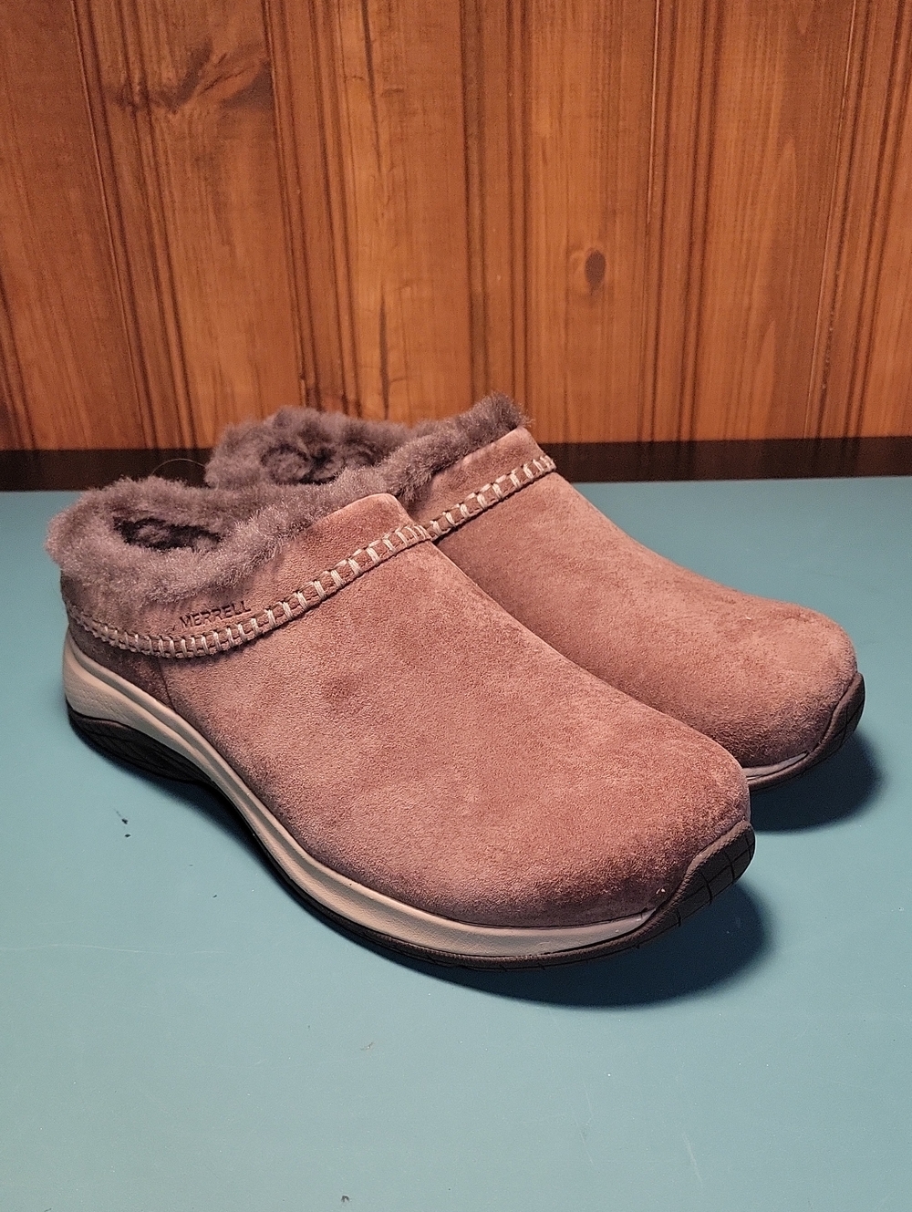 Merrell Woman Shoe Size 9